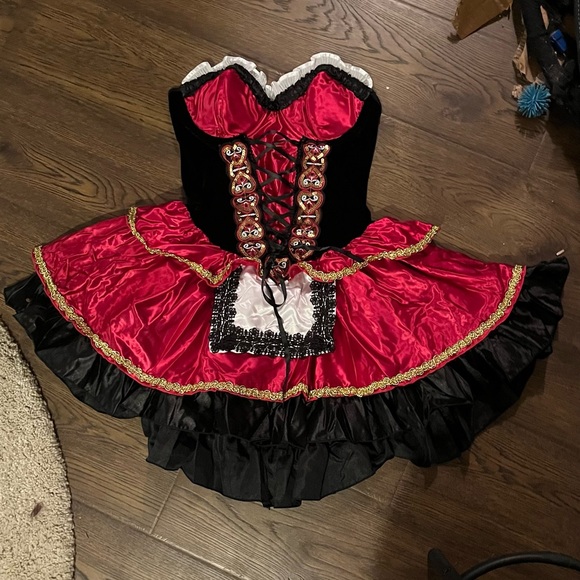 Little Red by Spirit Halloween - Picture 6 of 8